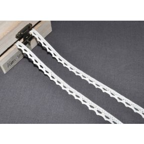 Ekrü (9 mm) horgolt csipke