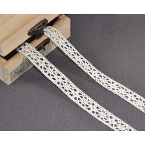 Ekrü (15 mm) horgolt csipke