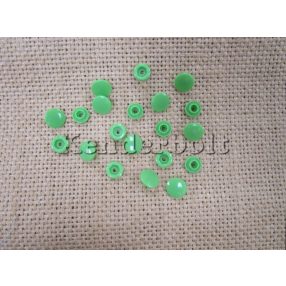 Műanyag patent - almazöld