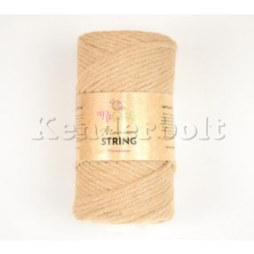 Bézs (08) ReTwisst Macrame String fésülhető fonal (3 mm)