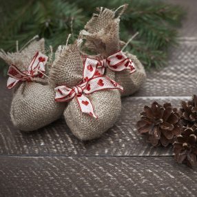 Zsákvásznak (jutaszövetek)